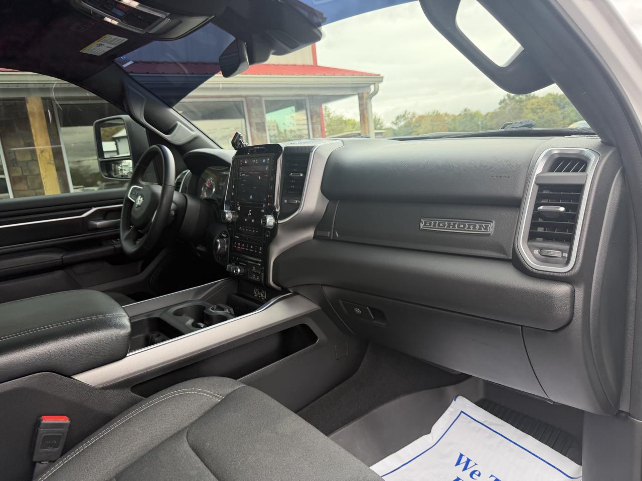 RAM 1500 Big Horn 4x4 Crew Cab 5'7" Box 2025