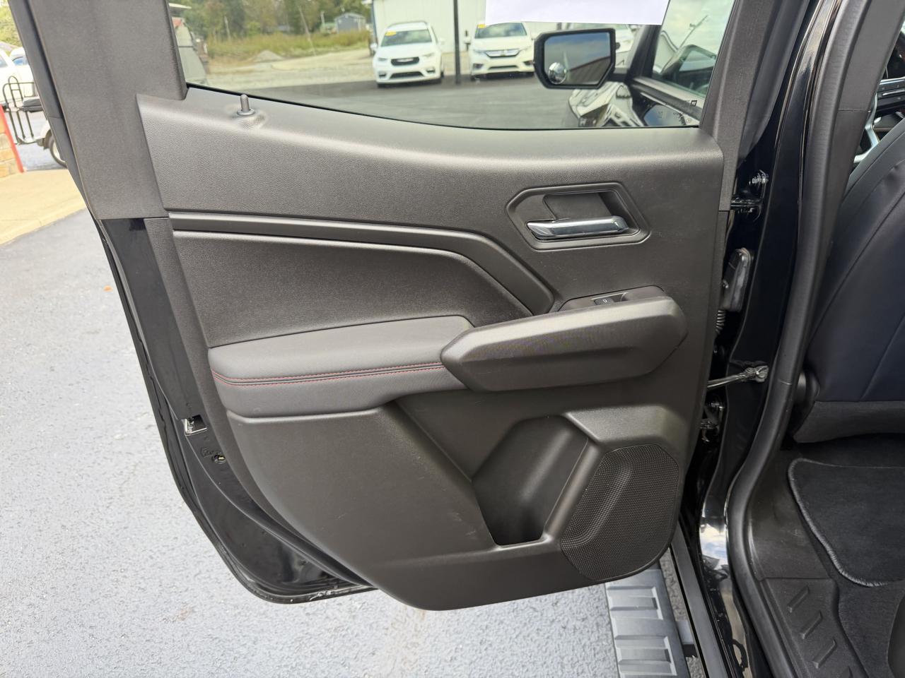 Chevrolet Colorado 4WD Crew Cab Z71 2024