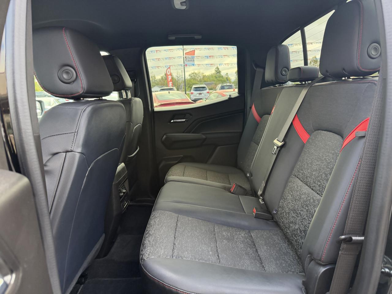 Chevrolet Colorado 4WD Crew Cab Z71 2024