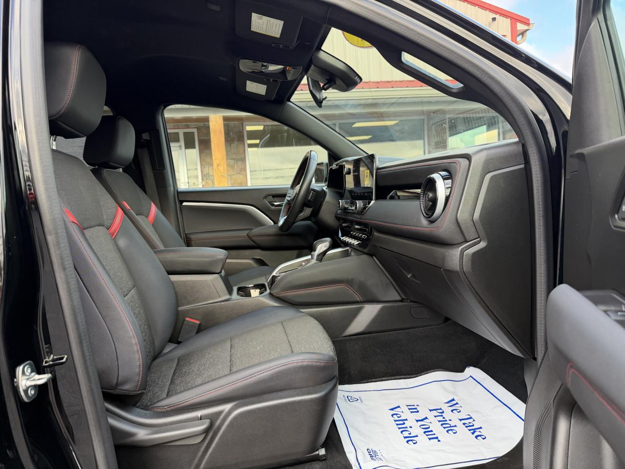 Chevrolet Colorado 4WD Crew Cab Z71 2024
