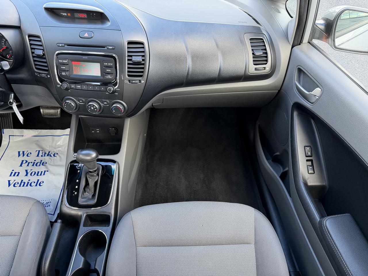Kia Forte LX Auto 2017