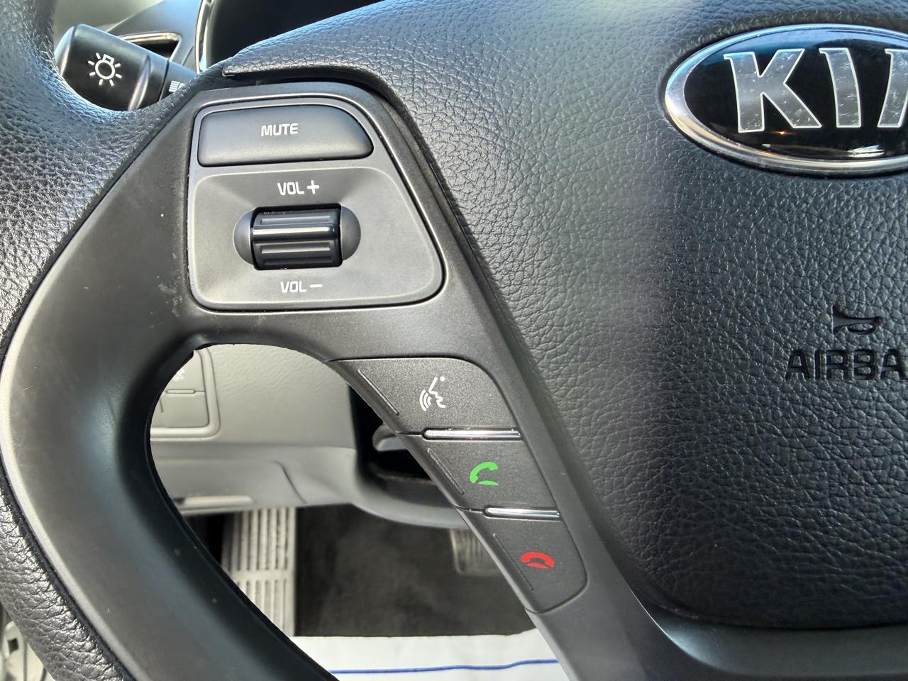 Kia Forte LX Auto 2017