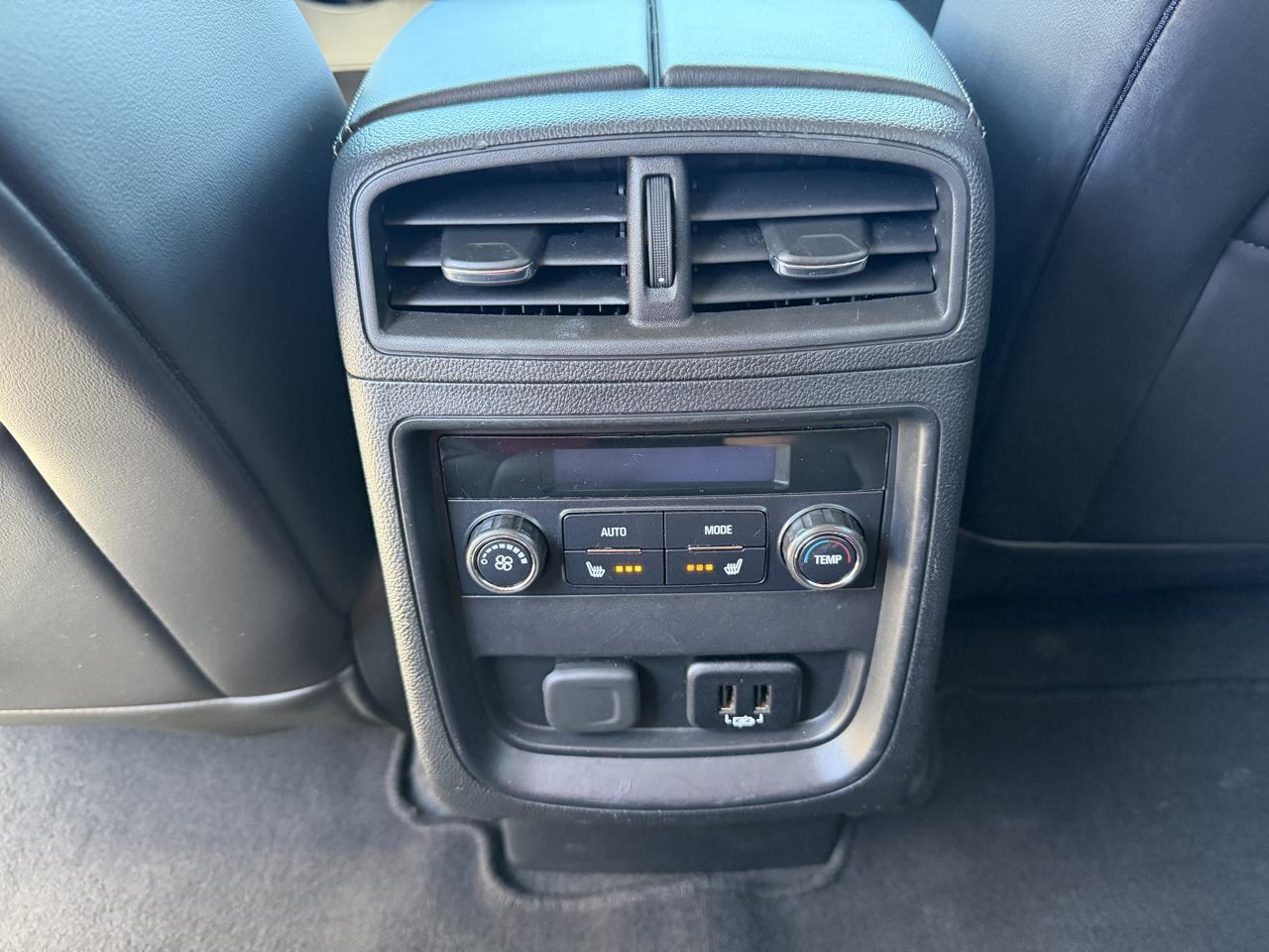 Buick Envision AWD 4dr Essence 2017