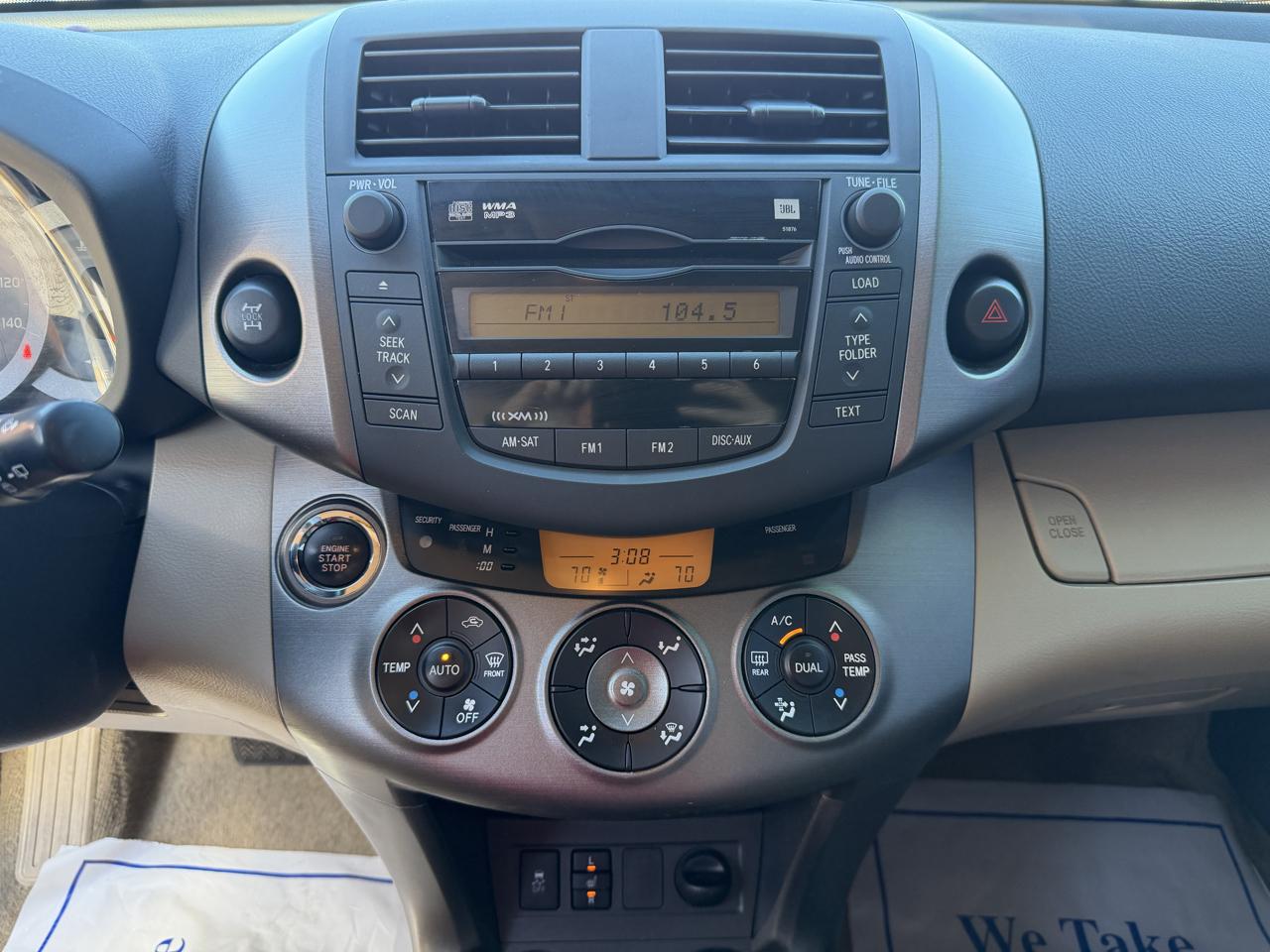 Toyota RAV4 4WD 4dr 4-cyl 4-Spd AT Ltd (Natl) 2009