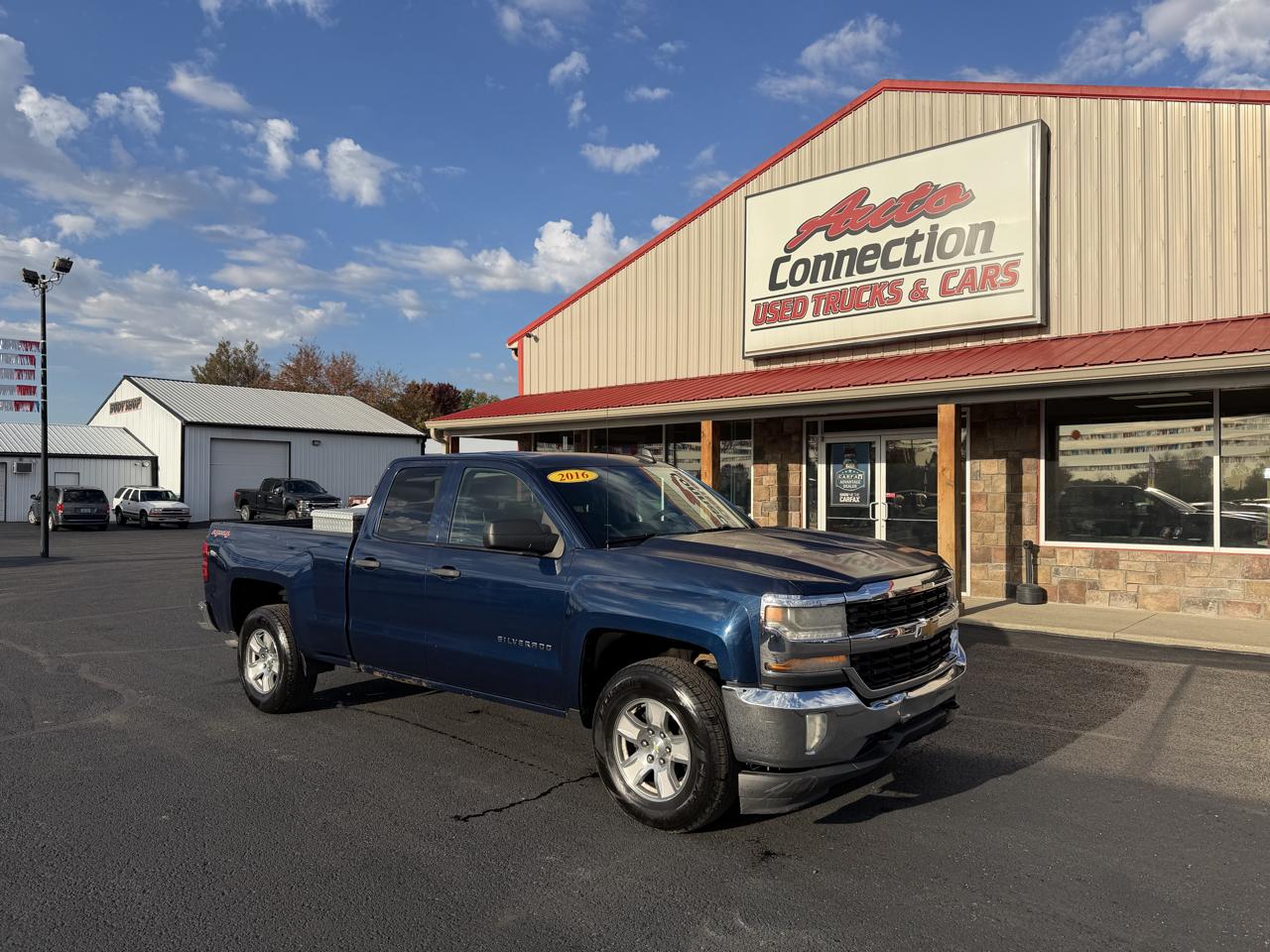 2016 Chevrolet Silverado 1500 4WD Double Cab 143.5" LT w/1LT