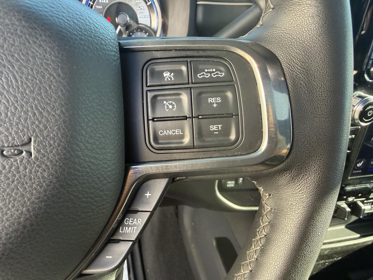 RAM 2500 Limited 4x4 Crew Cab 6'4" Box 2019