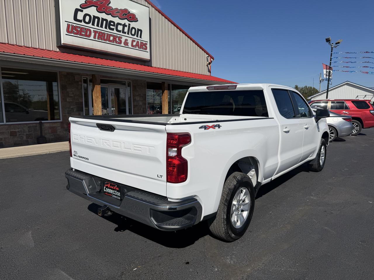 Chevrolet Silverado 1500 4WD Crew Cab 157" LT 2023