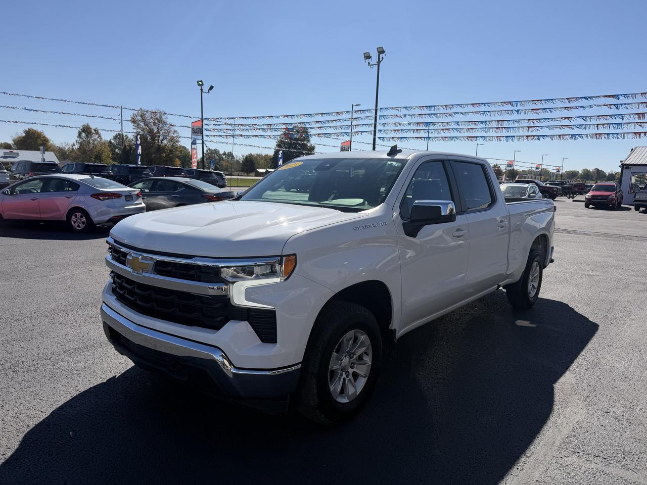Chevrolet Silverado 1500 4WD Crew Cab 157" LT 2023