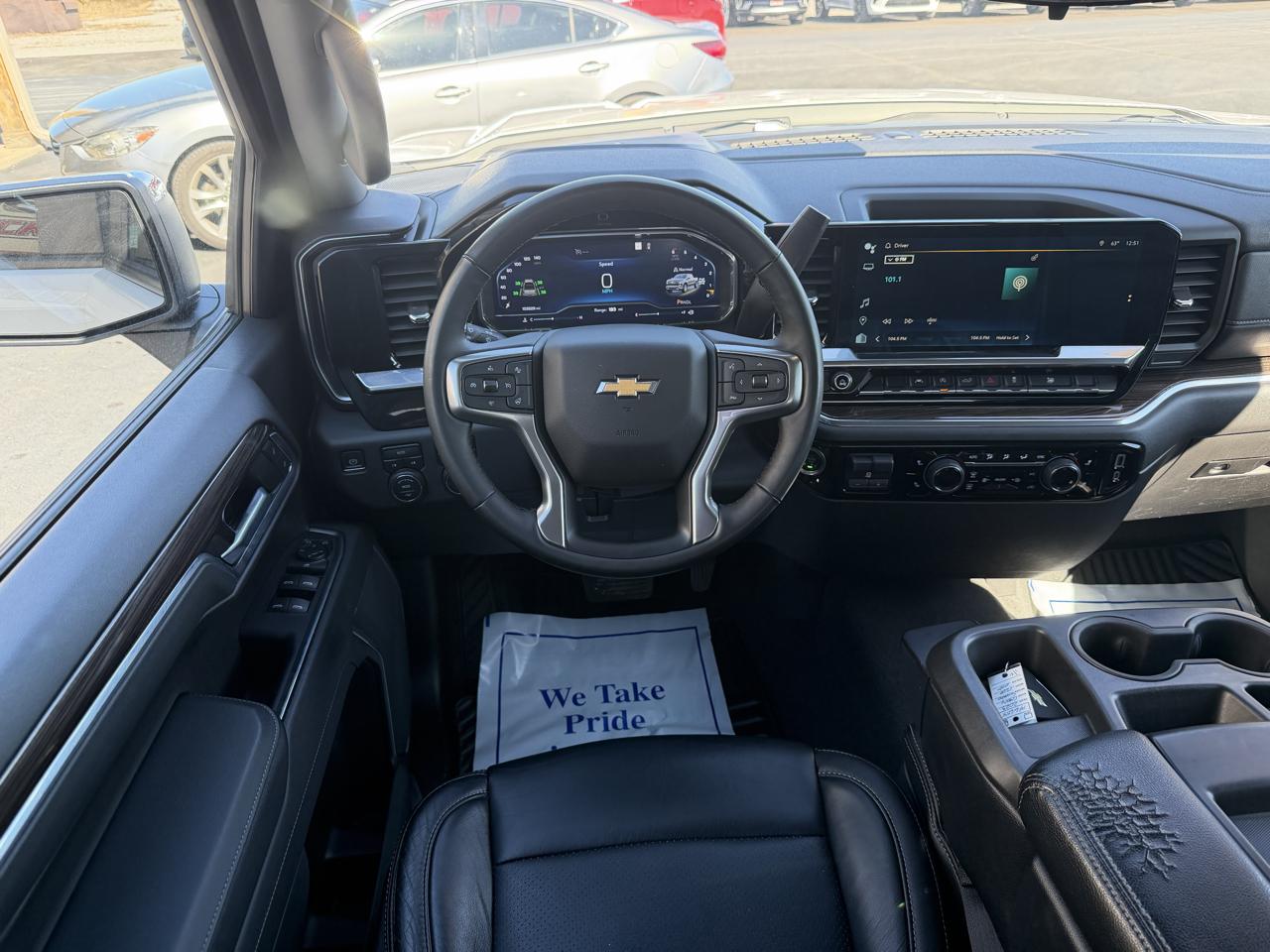 Chevrolet Silverado 1500 4WD Crew Cab 157" LT 2023
