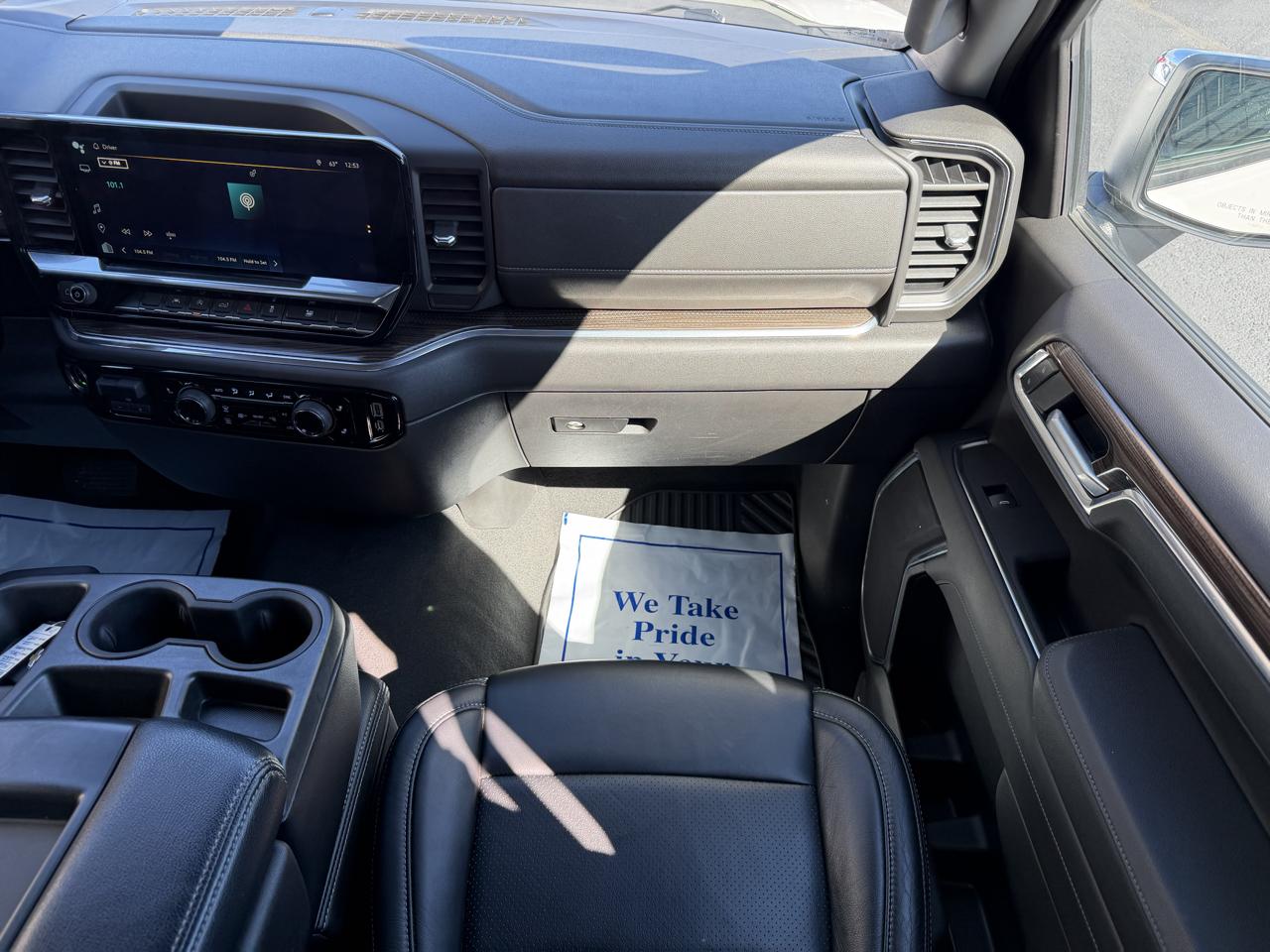 Chevrolet Silverado 1500 4WD Crew Cab 157" LT 2023
