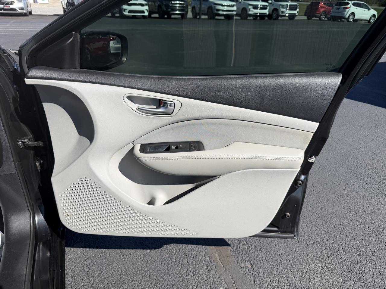 Dodge Dart 4dr Sdn SXT 2013