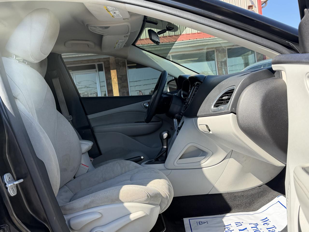 Dodge Dart 4dr Sdn SXT 2013