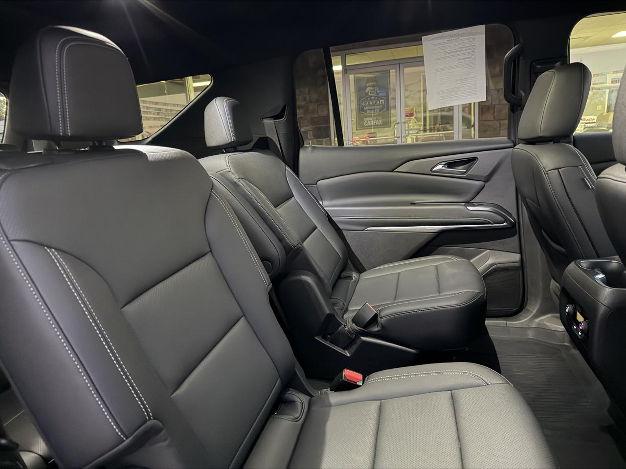 Chevrolet Traverse AWD 4dr LT w/2LT 2025
