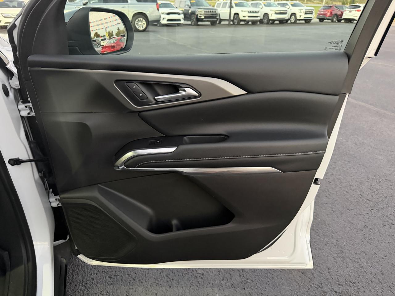 Chevrolet Traverse AWD 4dr LT w/2LT 2025