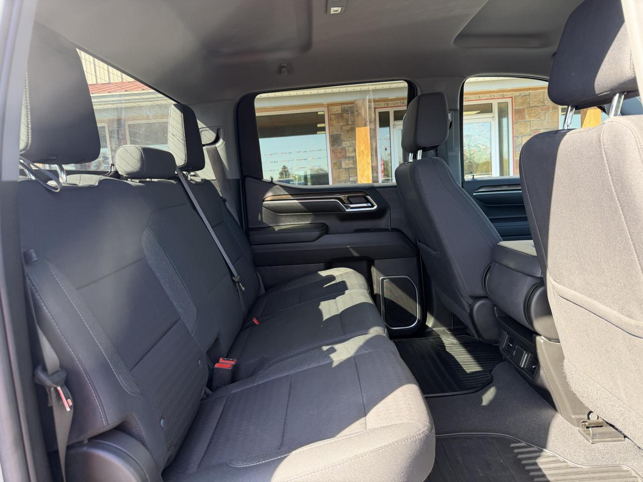 Chevrolet Silverado 1500 4WD Crew Cab 147" LT w/2FL 2023