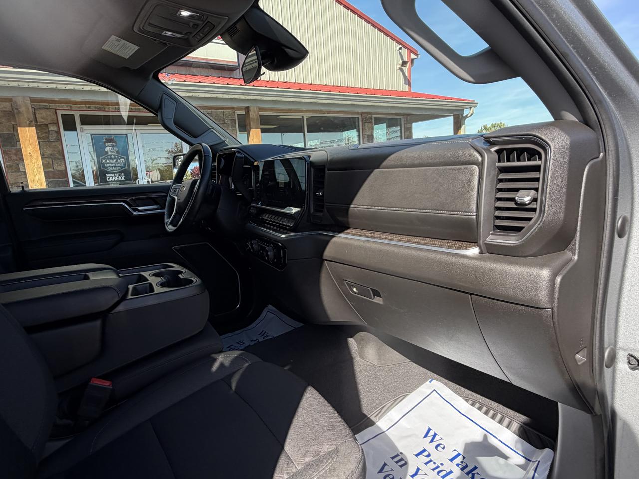 Chevrolet Silverado 1500 4WD Crew Cab 147" LT w/2FL 2023