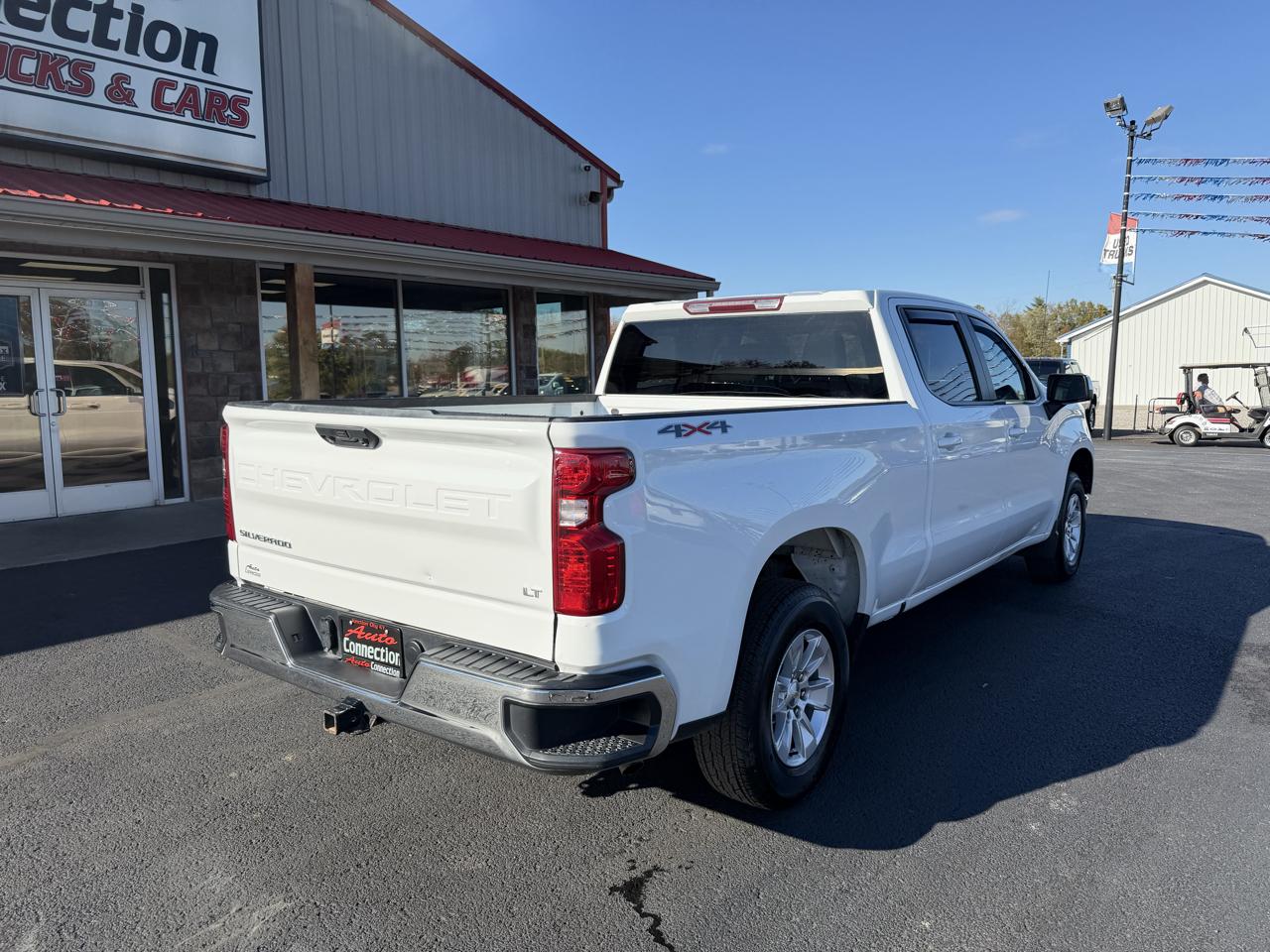 Chevrolet Silverado 1500 4WD Crew Cab 157" LT 2023