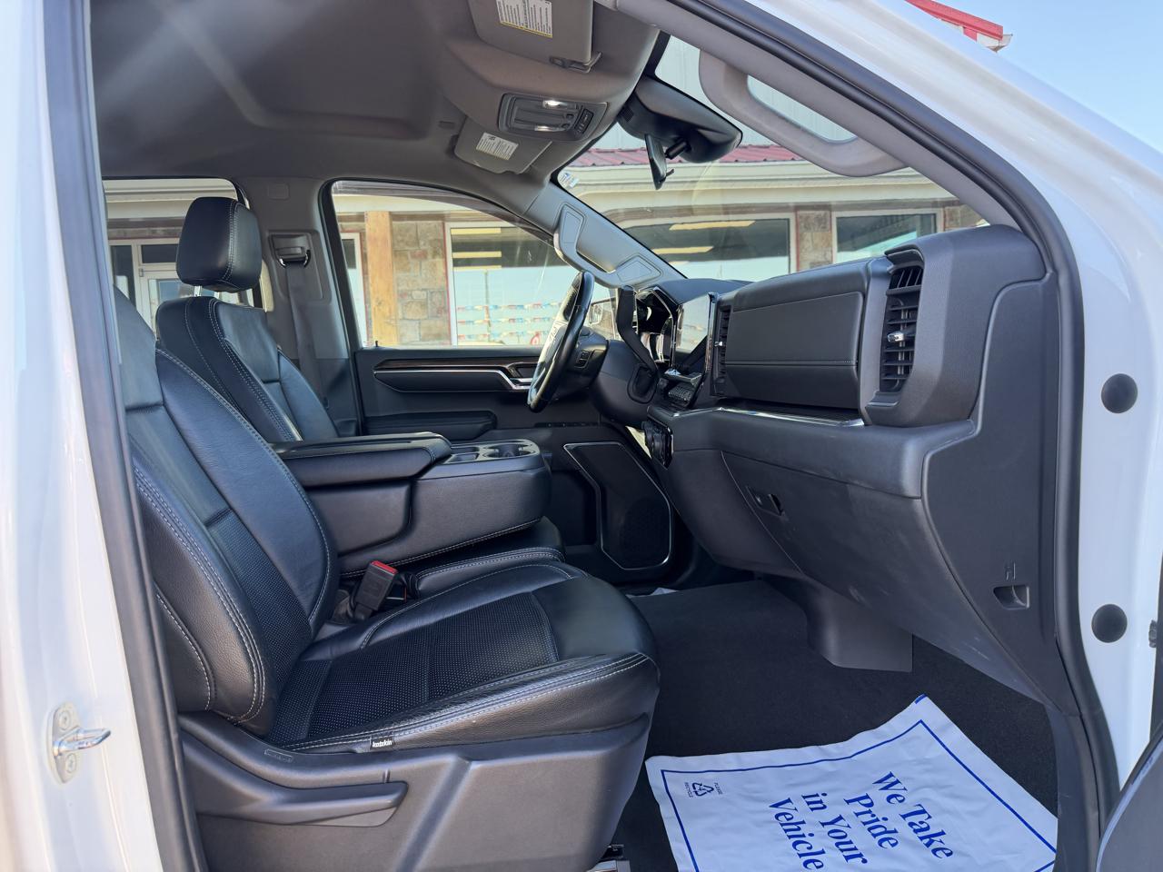 Chevrolet Silverado 1500 4WD Crew Cab 157" LT 2023