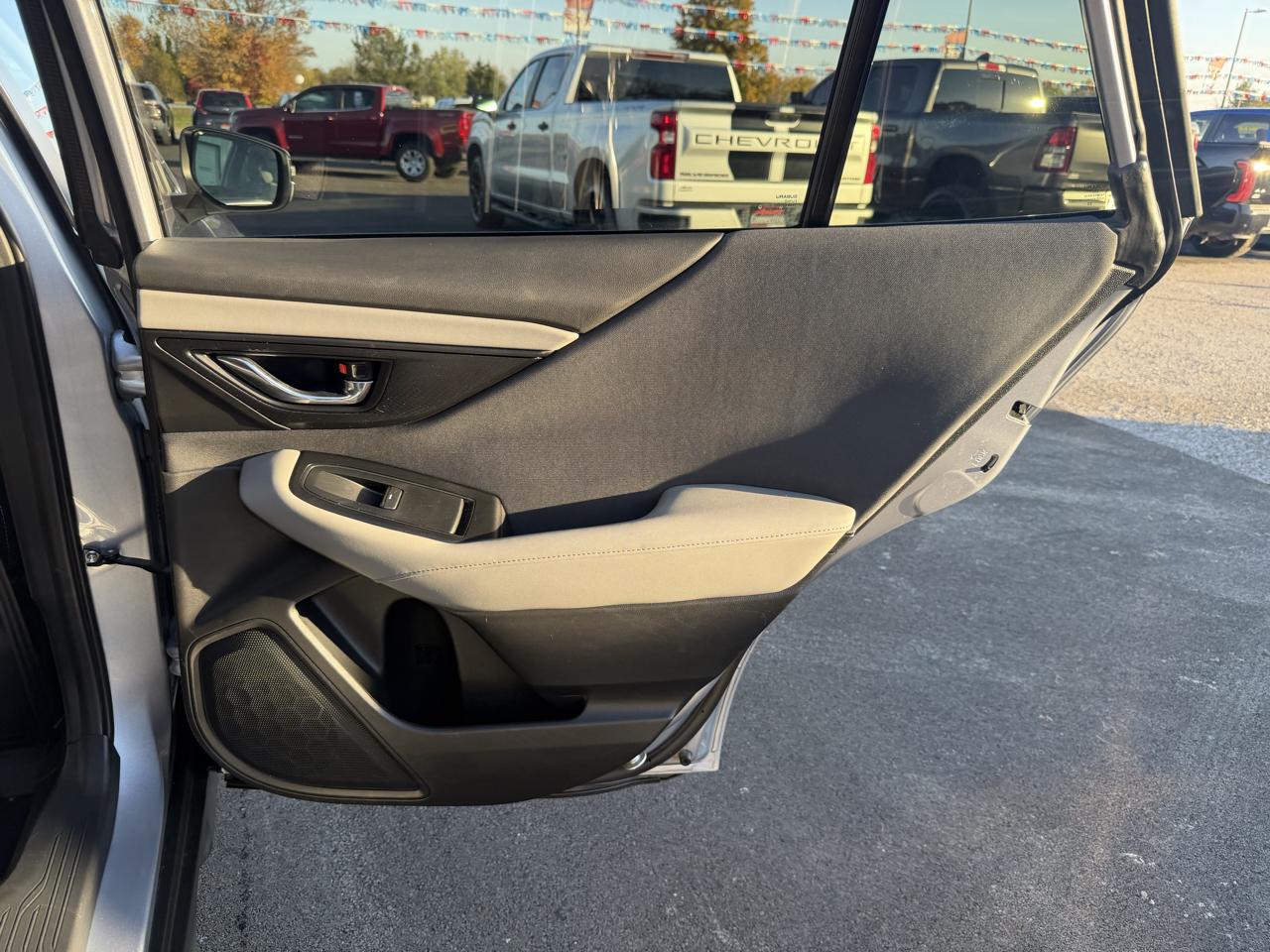 Subaru Outback Premium CVT 2023