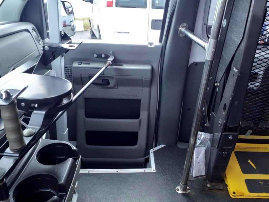 Ford Econoline Cargo Van  2014