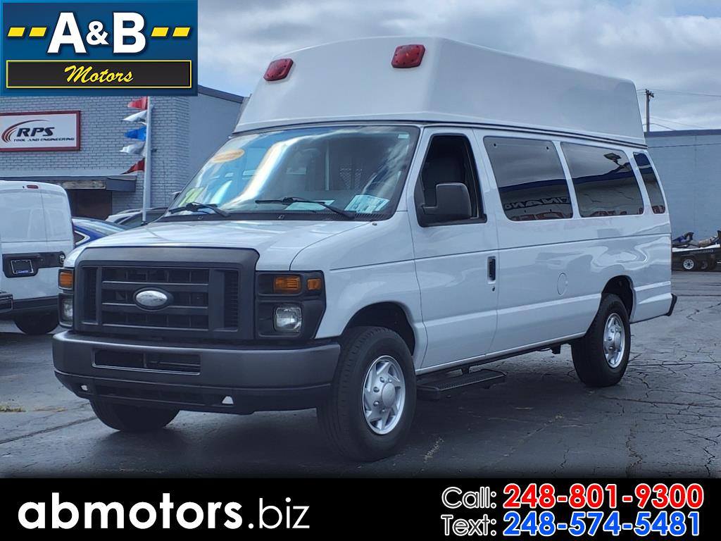 2014 Ford E-Series Econoline Van Commercial's photo