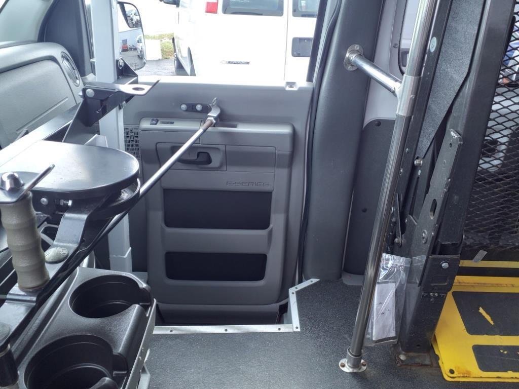 Ford Econoline Cargo Van  2014