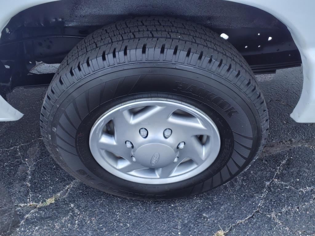 Ford Econoline Cargo Van  2014