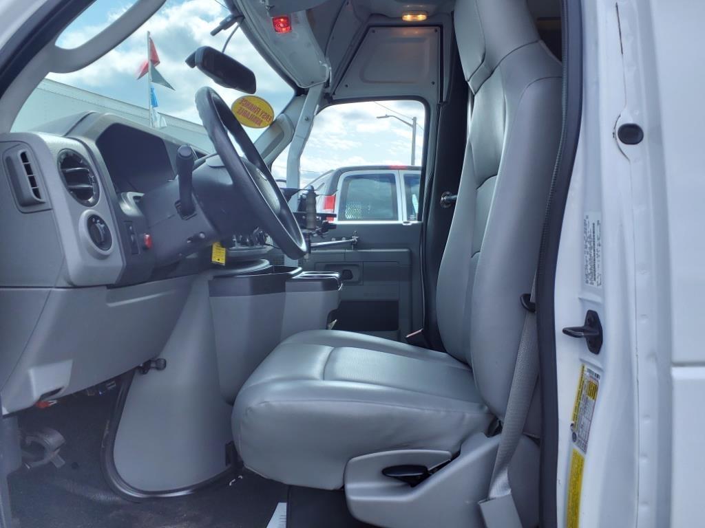 Ford Econoline Cargo Van  2014