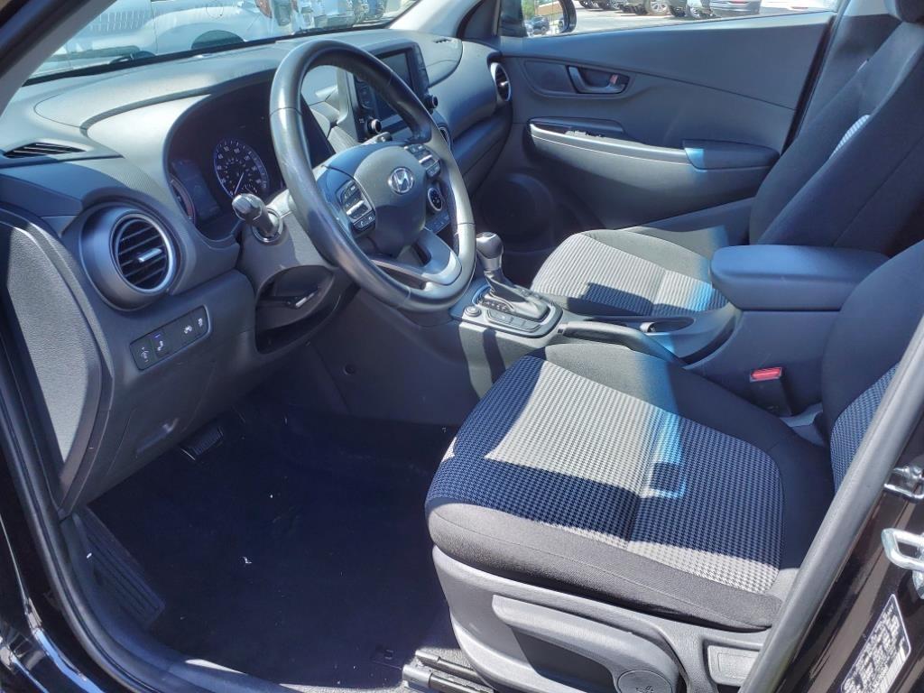 Hyundai Kona  2021