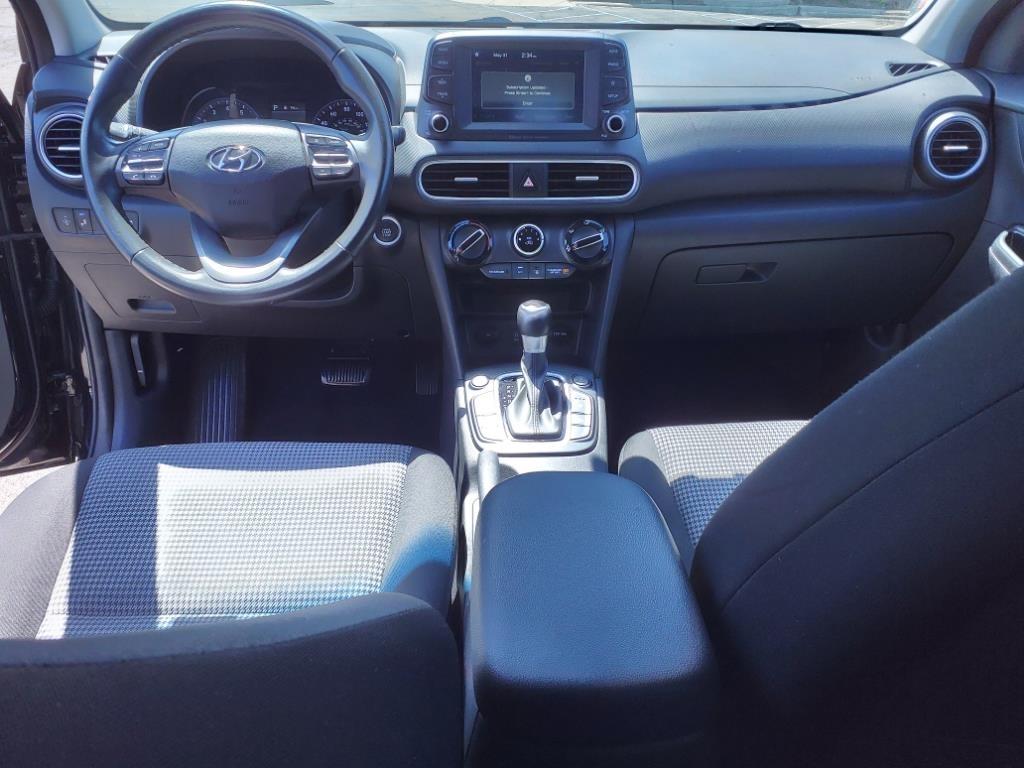 Hyundai Kona  2021
