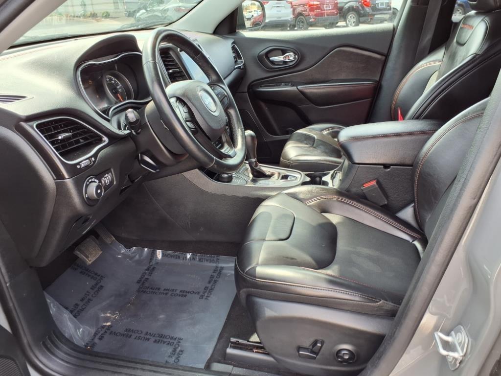 Jeep Cherokee  2019