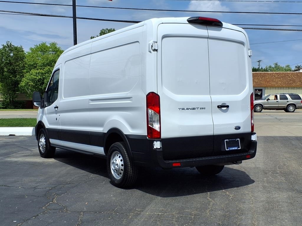 Ford Transit Cargo Van  2023