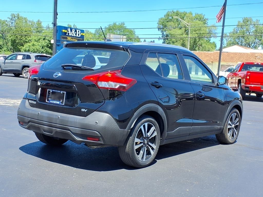 Nissan Kicks SV 2020
