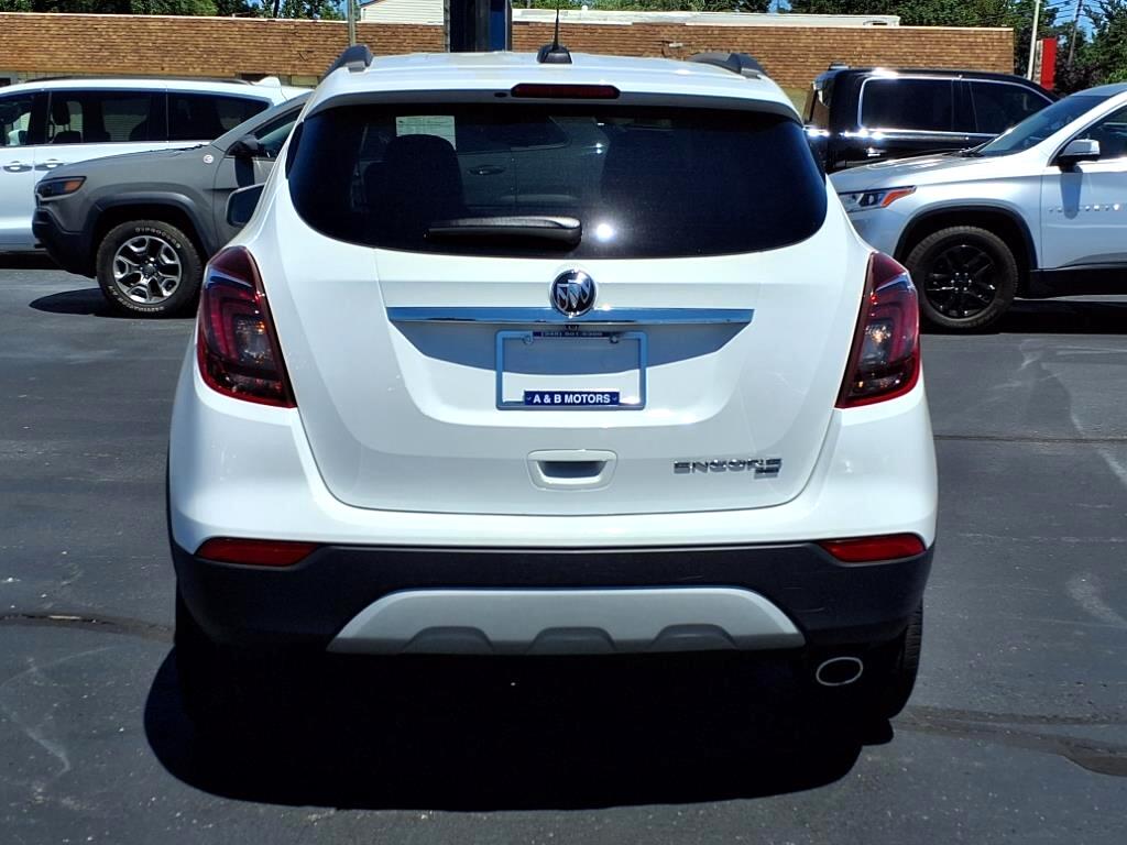 Buick Encore  2022