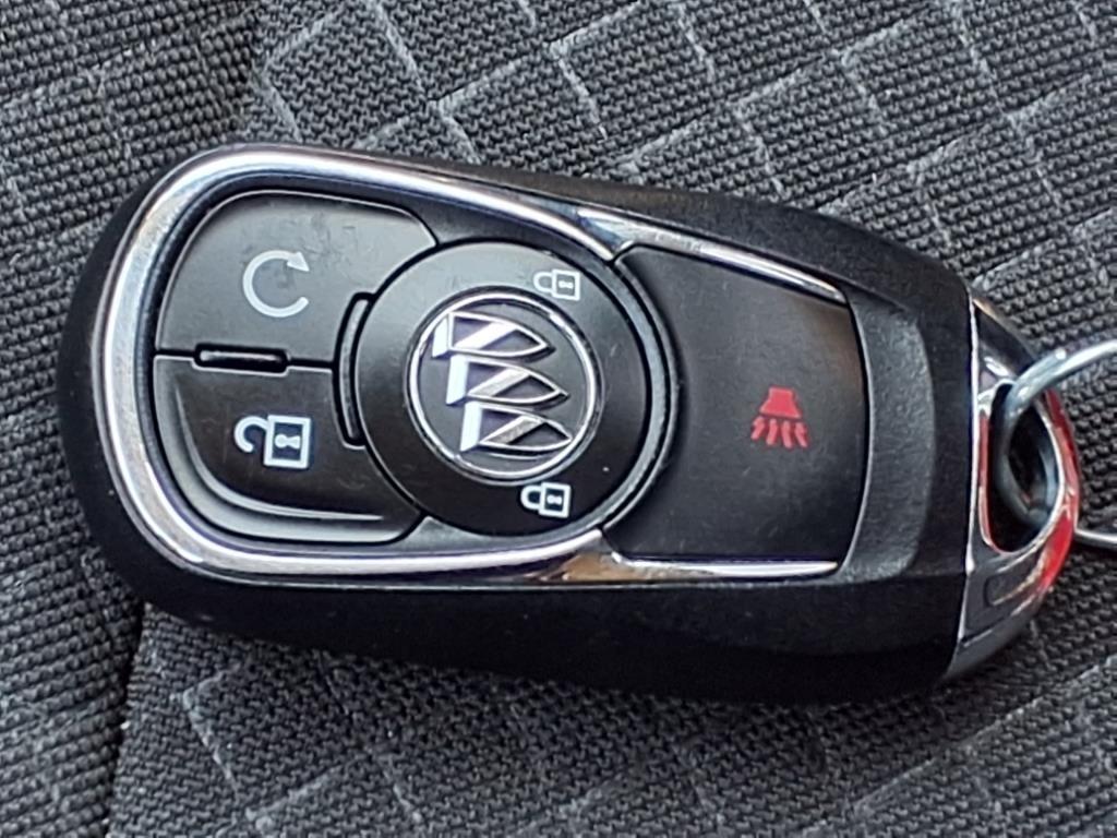 Buick Encore  2022