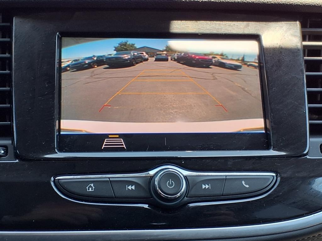 Buick Encore  2022