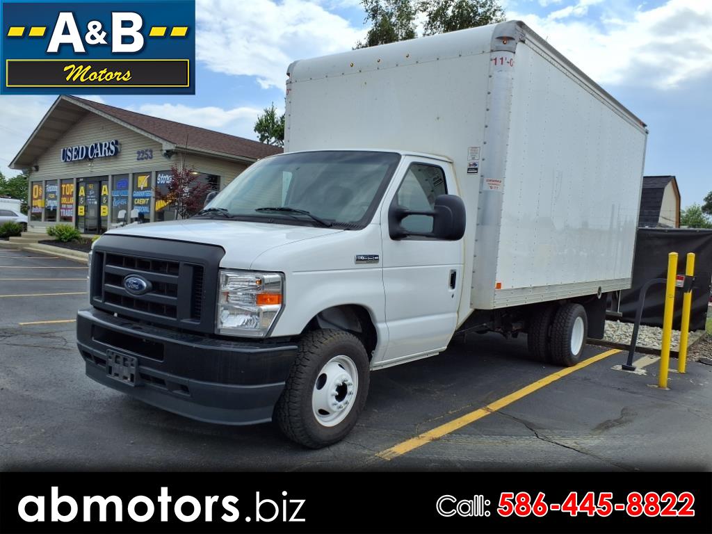 2023 Ford E-Series Base's photo