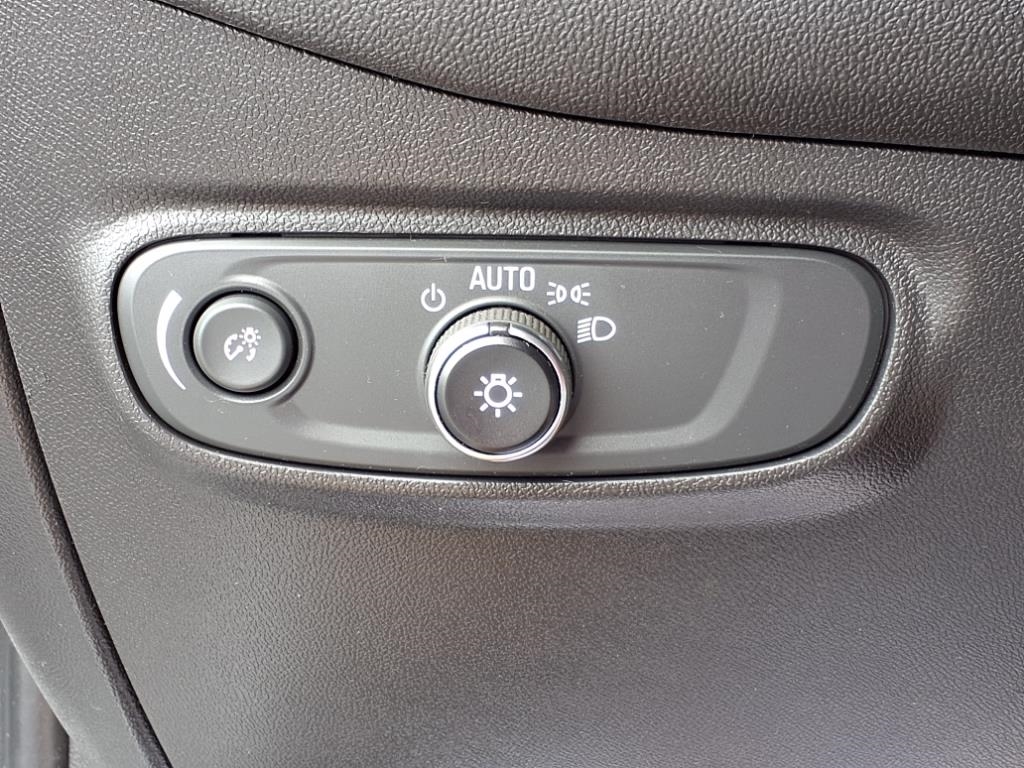 Chevrolet Equinox  2021