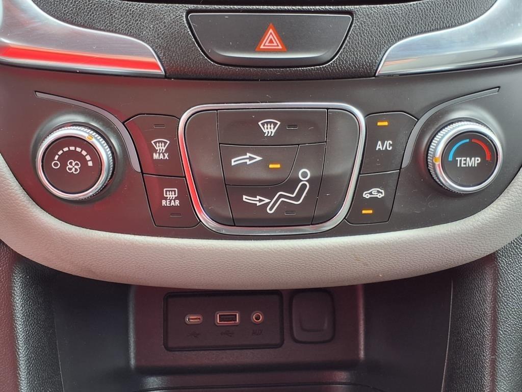 Chevrolet Equinox  2021