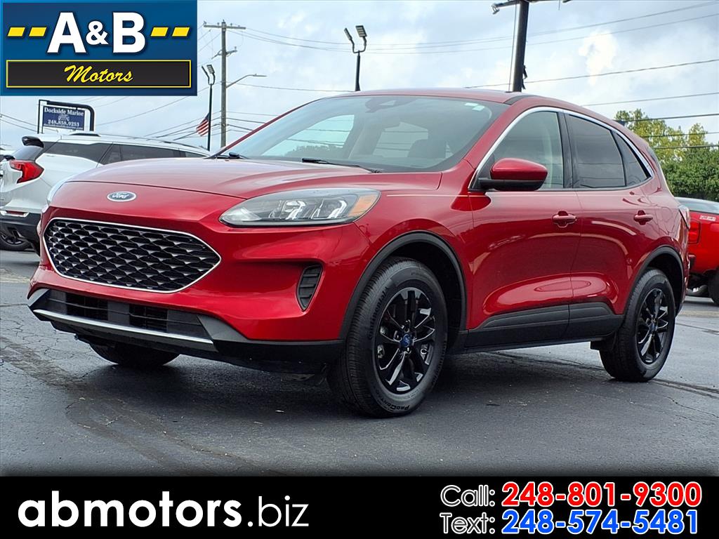 2020 Ford Escape SE