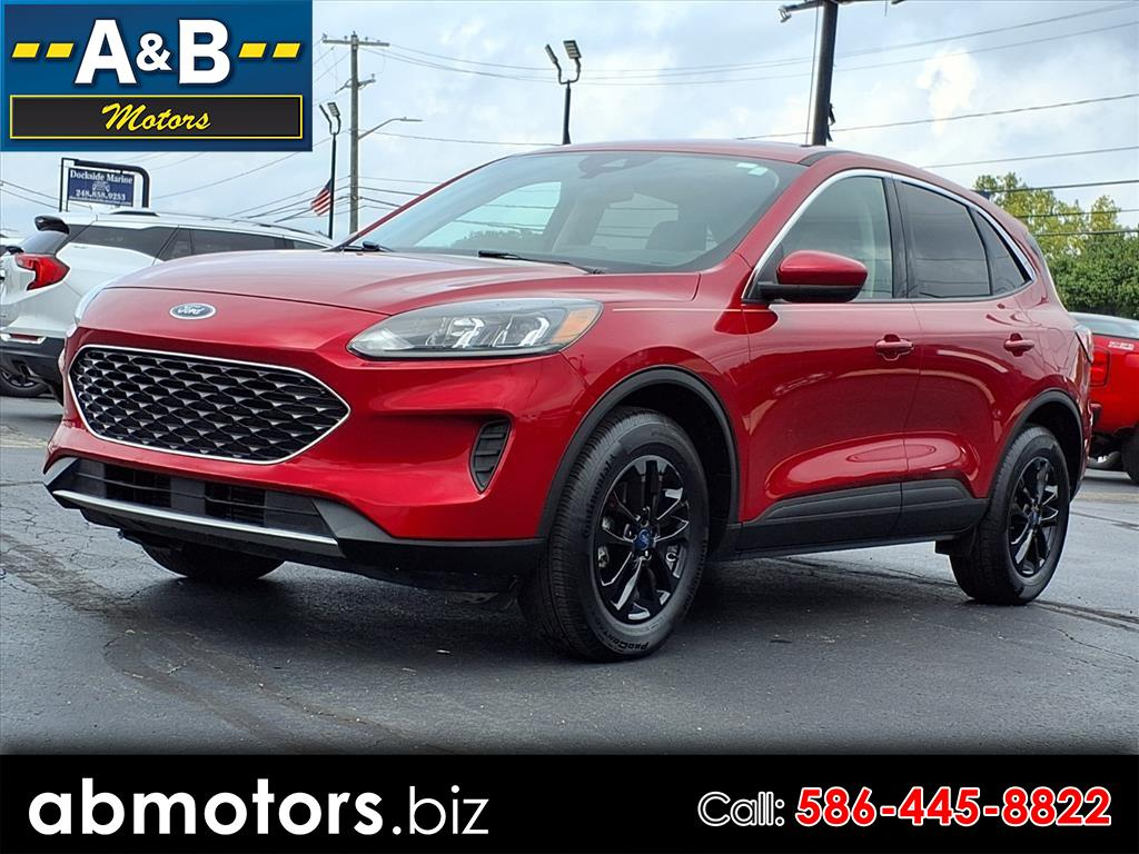 2020 Ford Escape SE