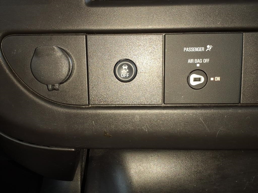 Chevrolet Express Cargo Van  2023