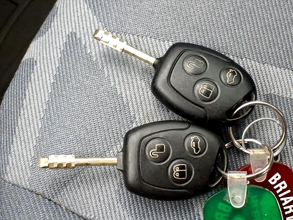 Ford Transit Connect  2011