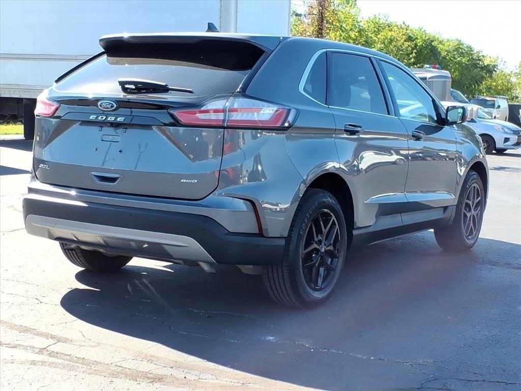 Ford Edge photo 5
