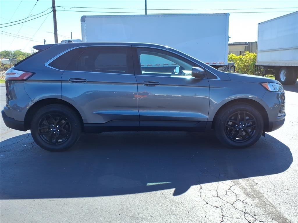 Ford Edge photo 6