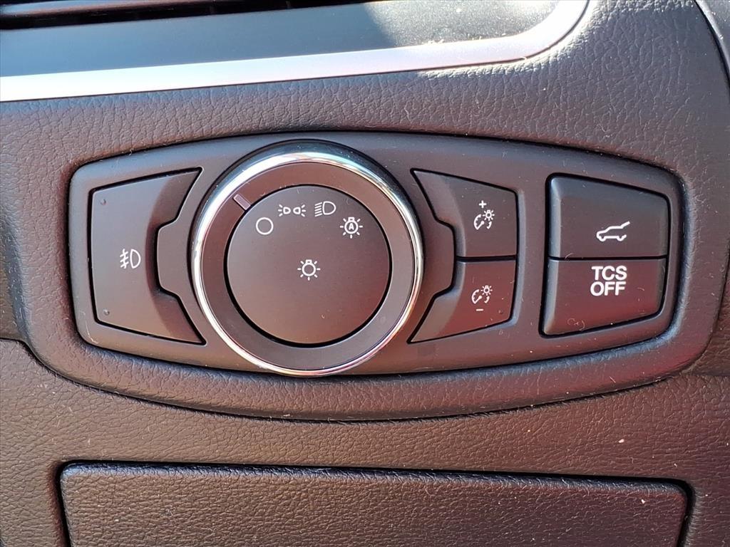 Ford Edge photo 14
