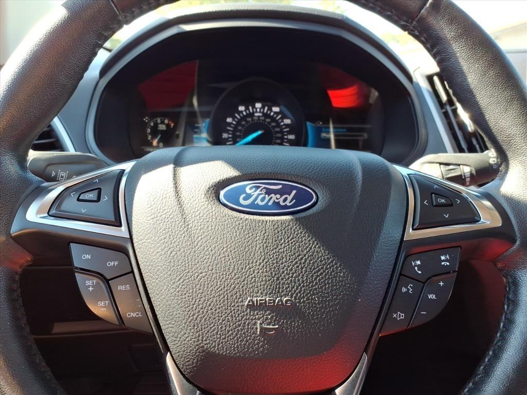 Ford Edge photo 21