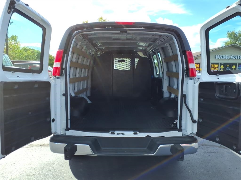 Chevrolet Express Cargo Van  2023