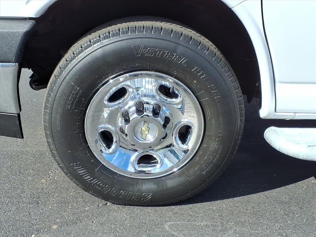 Chevrolet Express Cargo Van  2023