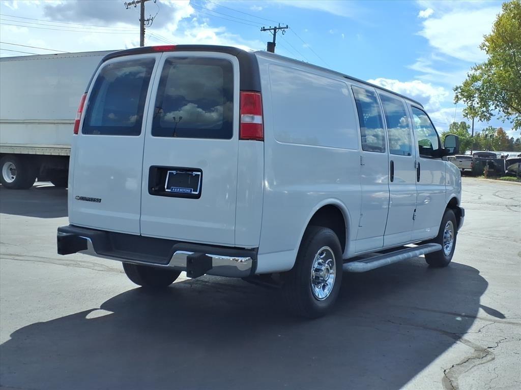Chevrolet Express Cargo Van  2023